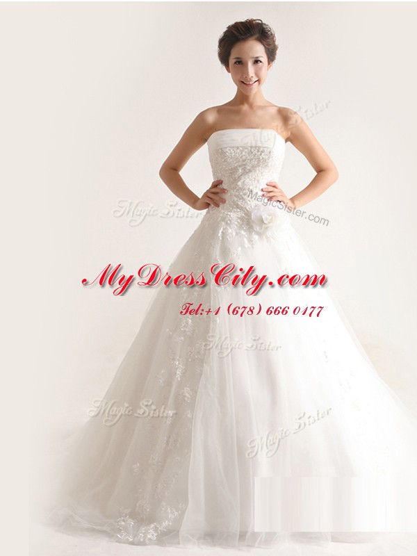 Traditional White A-line Strapless Sleeveless Tulle With Train Court Train Lace Up Appliques Wedding Gowns