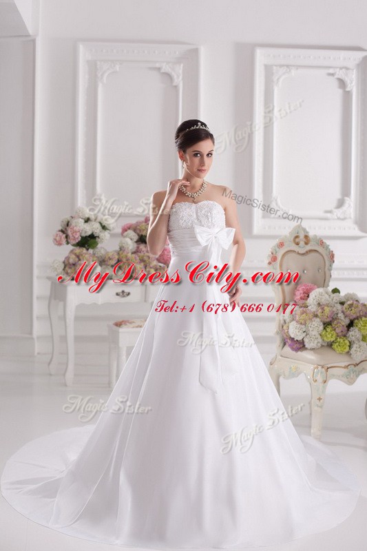 White Sweetheart Neckline Lace and Bowknot Wedding Dresses Sleeveless Lace Up