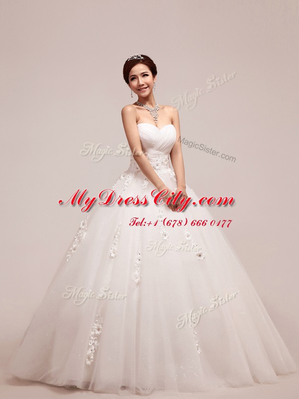 Charming White A-line Sweetheart Sleeveless Tulle Floor Length Lace Up Appliques and Ruching and Hand Made Flower Wedding Dress