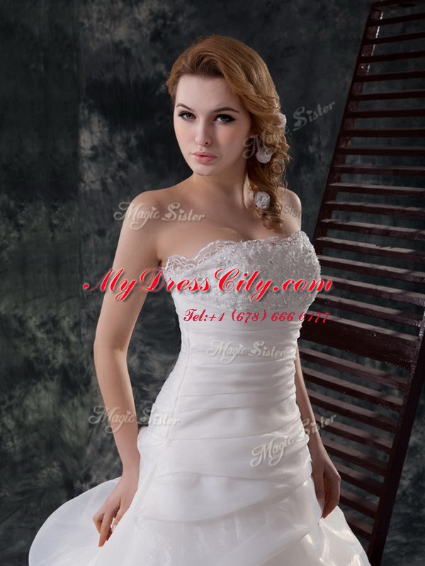 Fitting White Organza Zipper Wedding Dresses Sleeveless With Brush Train Beading and Appliques and Ruching and Pick Ups