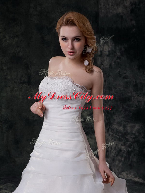 Fitting White Organza Zipper Wedding Dresses Sleeveless With Brush Train Beading and Appliques and Ruching and Pick Ups