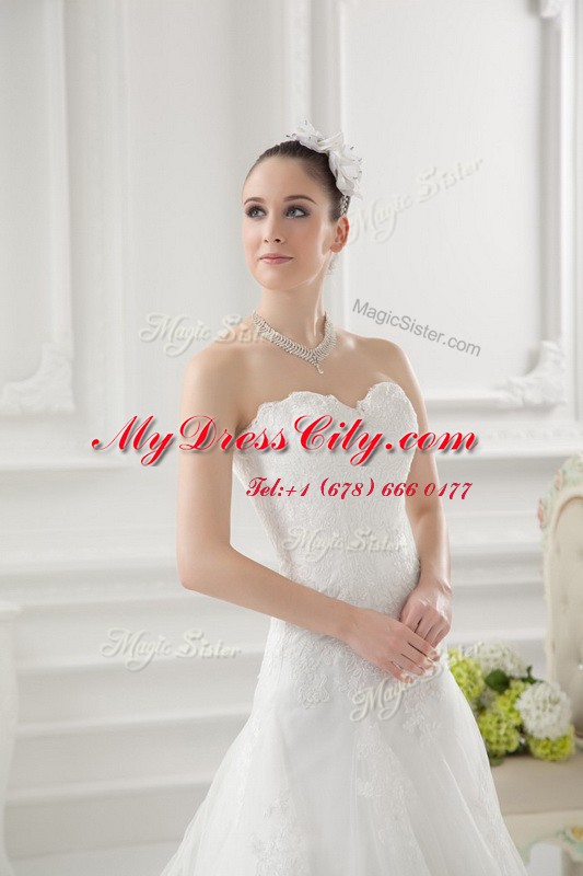 White Tulle Clasp Handle Wedding Dresses Sleeveless Sweep Train Lace and Appliques