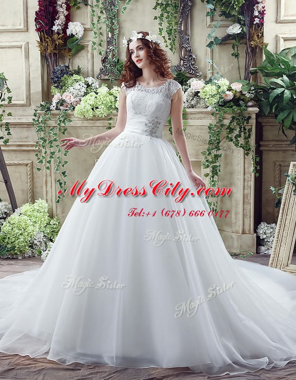 Charming Scalloped Sleeveless Beading and Lace Zipper Wedding Dresses with White Court Train