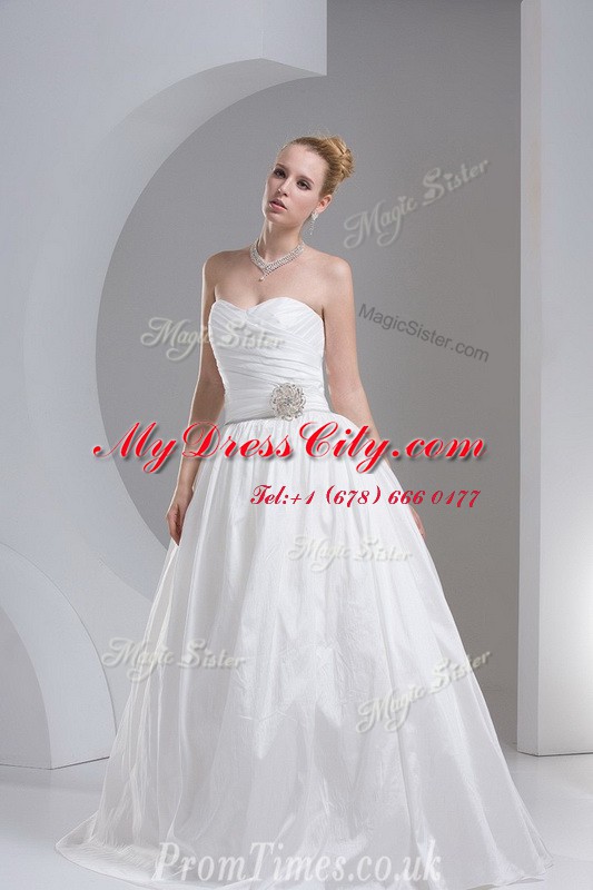 Sleeveless Beading and Ruching Zipper Wedding Gown