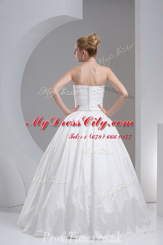 Sleeveless Beading and Ruching Zipper Wedding Gown