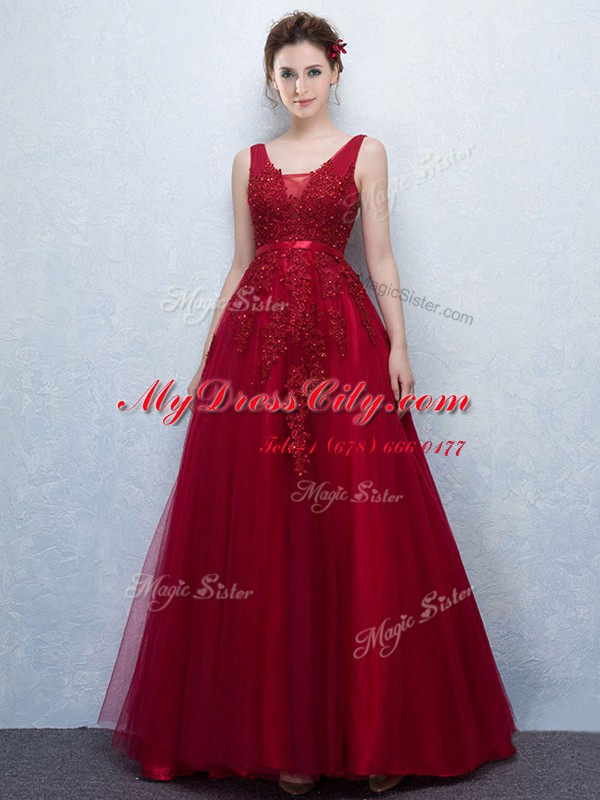 V-neck Sleeveless Tulle Homecoming Dress Appliques and Belt Brush Train Backless