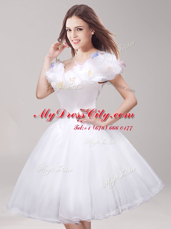 Off the Shoulder White A-line Appliques and Ruffles Casual Dresses Lace Up Tulle Sleeveless Knee Length