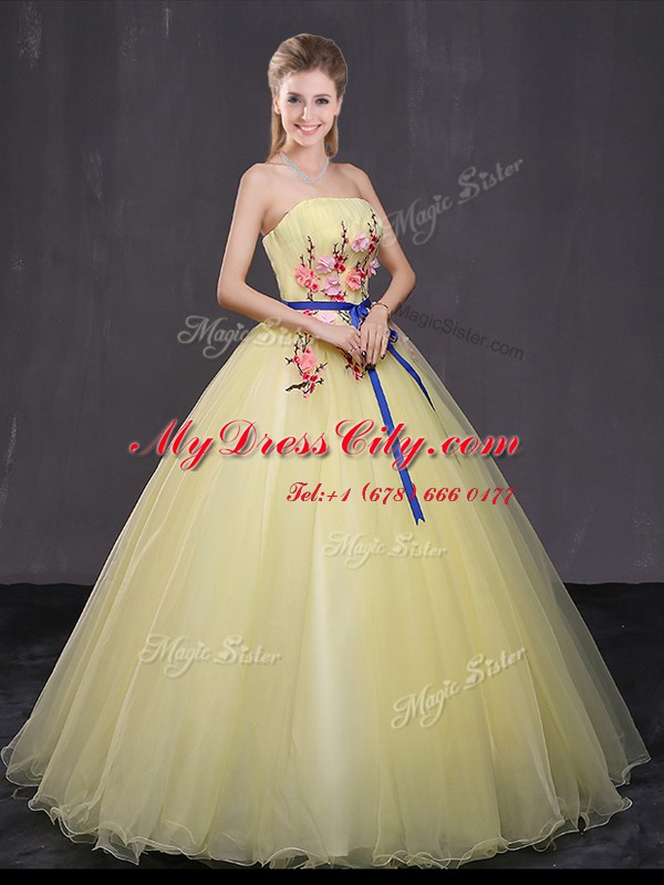 Discount Floor Length Yellow Vestidos de Quinceanera Tulle Sleeveless Appliques