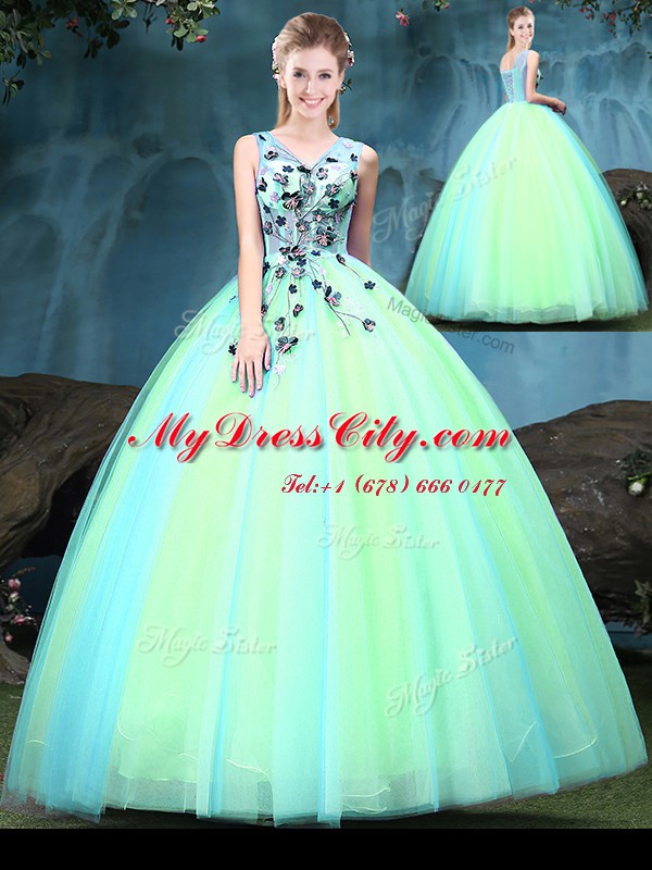 V-neck Sleeveless Tulle 15 Quinceanera Dress Appliques Lace Up