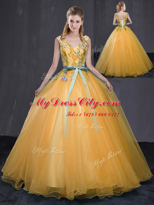 V-neck Sleeveless Tulle Quinceanera Gowns Appliques and Belt Lace Up