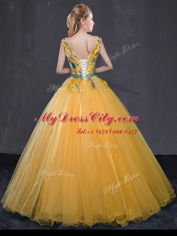 V-neck Sleeveless Tulle Quinceanera Gowns Appliques and Belt Lace Up