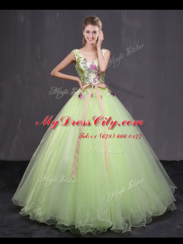 Classical Floor Length Ball Gowns Sleeveless Yellow Green Quinceanera Dress Lace Up