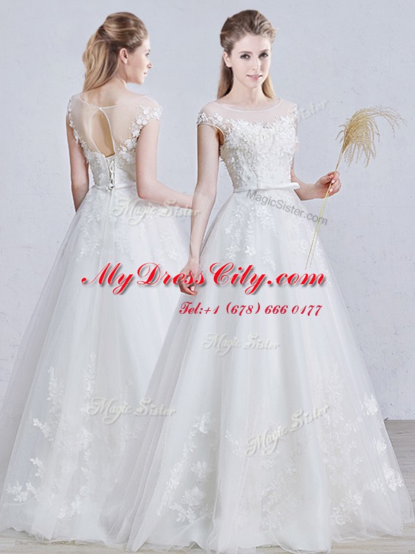 Scoop White A-line Appliques Wedding Dress Lace Up Tulle Short Sleeves Floor Length