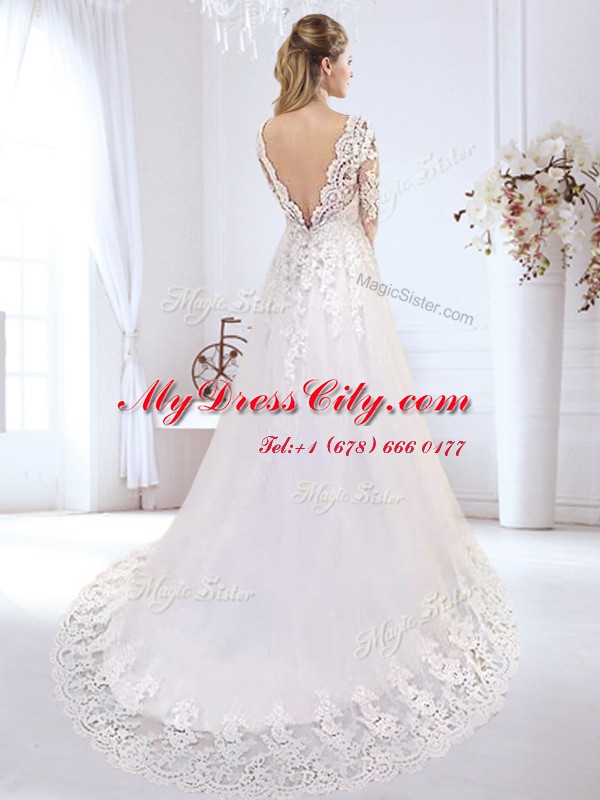 Delicate White Backless V-neck Lace and Appliques Wedding Dresses Tulle Long Sleeves Brush Train