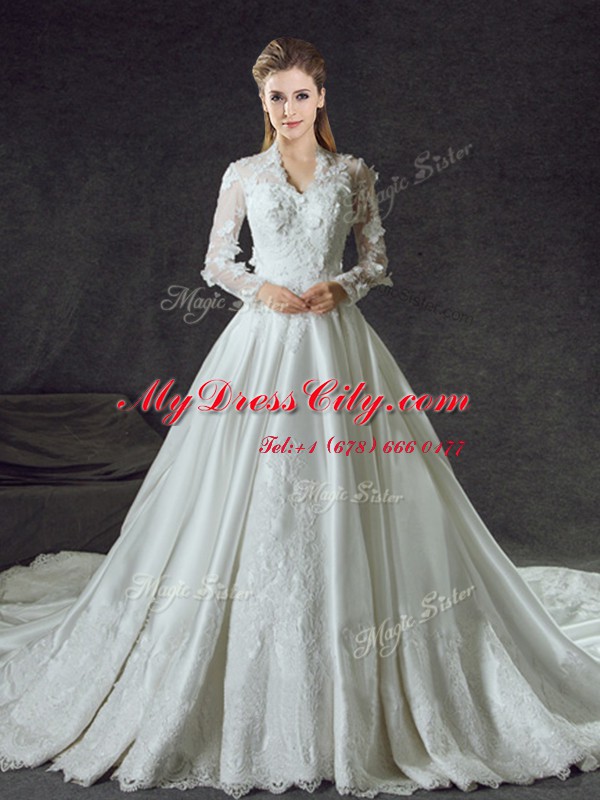 Cheap White V-neck Neckline Lace and Appliques Wedding Dress Long Sleeves Zipper