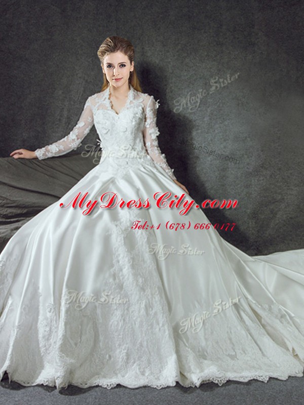 Cheap White V-neck Neckline Lace and Appliques Wedding Dress Long Sleeves Zipper