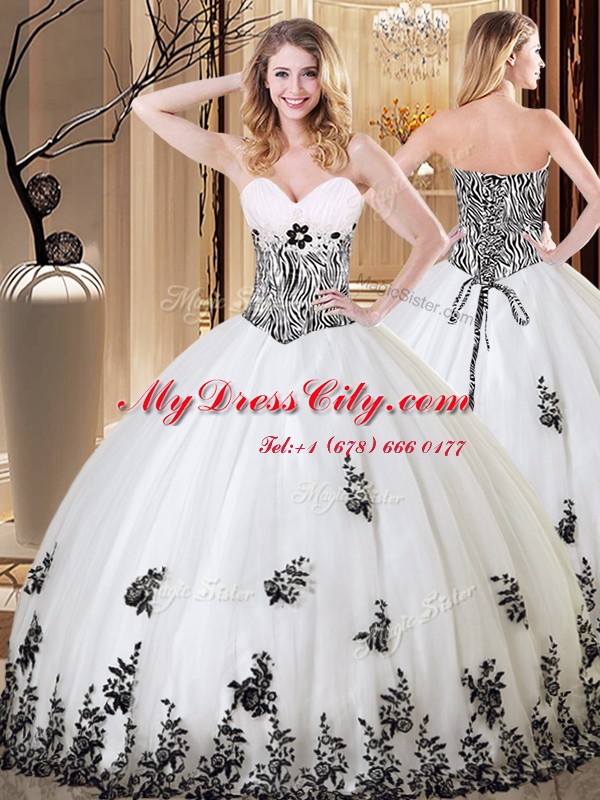 Sleeveless Tulle Floor Length Lace Up Sweet 16 Quinceanera Dress in White with Appliques