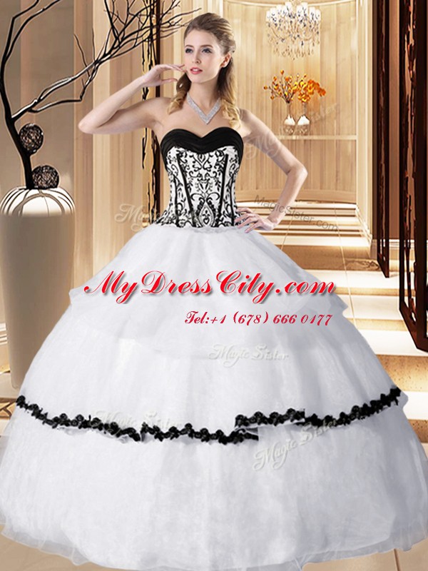 Customized Ruffled Floor Length Ball Gowns Sleeveless White Sweet 16 Dress Lace Up