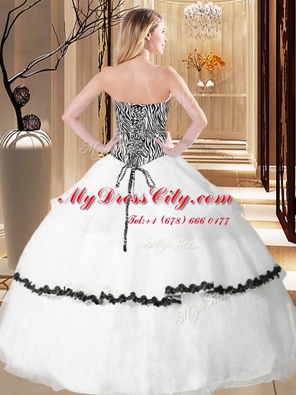 Graceful White Ball Gowns Sweetheart Sleeveless Organza Floor Length Lace Up Ruffled Layers and Pattern 15th Birthday Dress