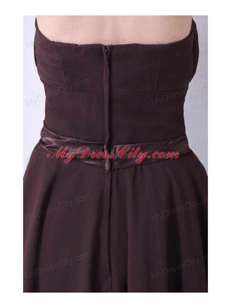 Elegant Brown Strapless Knee-length Prom Dress with Sash and Ruching