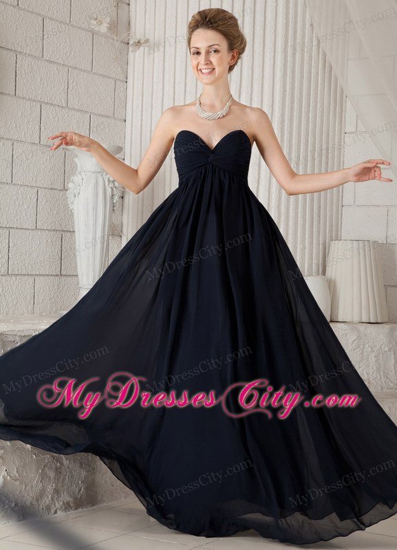 Black Sweetheart Floor-length Bridesmaid Dress with Ruches