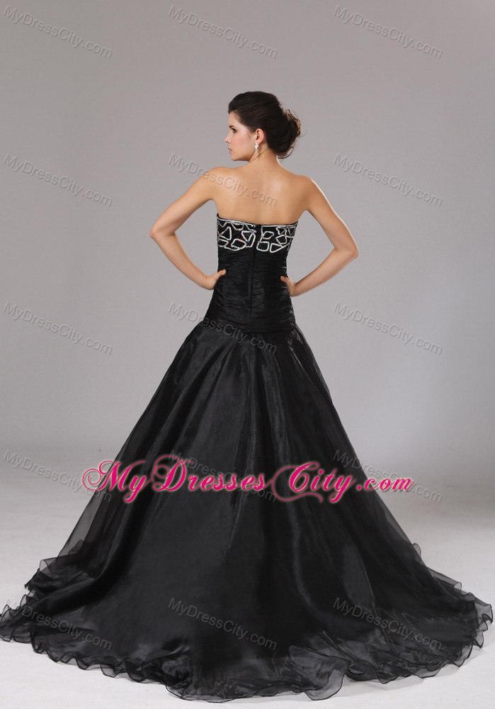 Sweetheart Black Organza Prom Dress With Brush Train And Beading 