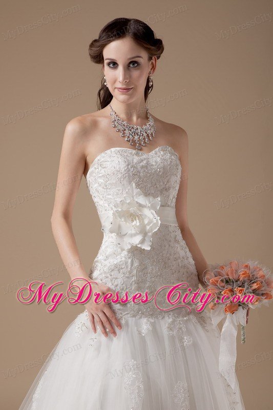 Fashionable Sweetheart Beading Hand Made Flower Wedding Gowns